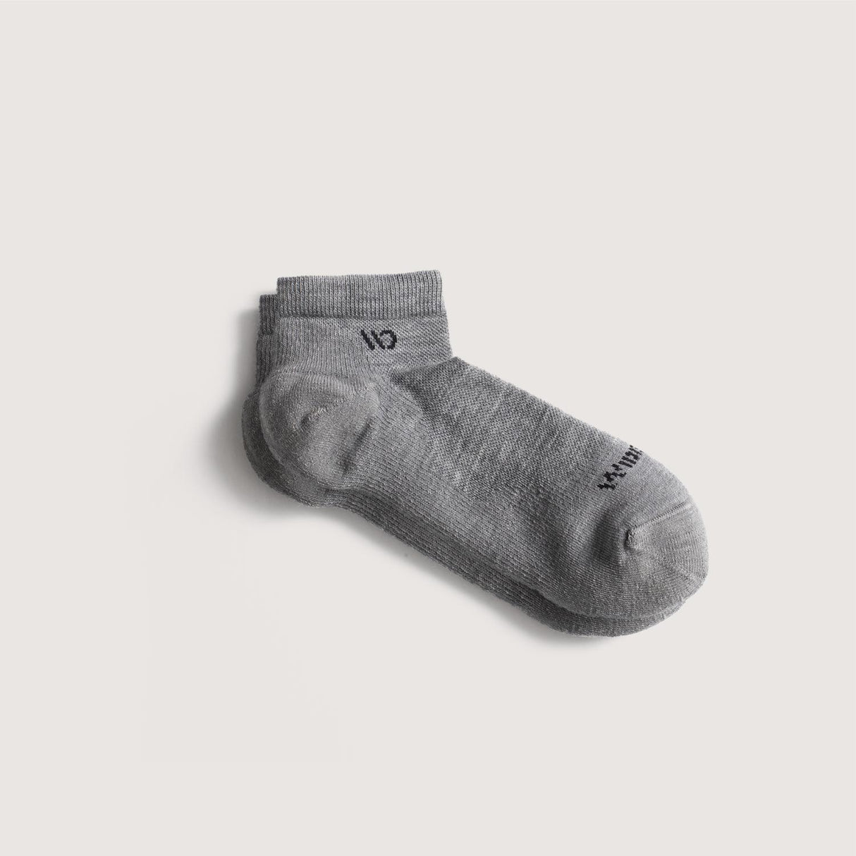 Wide Open, Solid No Show Sock, 9000-LTG, Light Gray