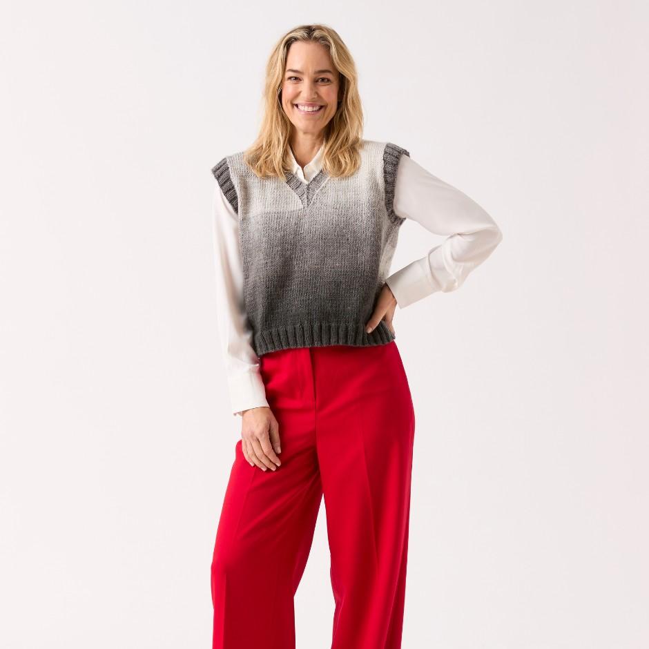 Sirdar, Pattern, F262 Vest In Show Pullover